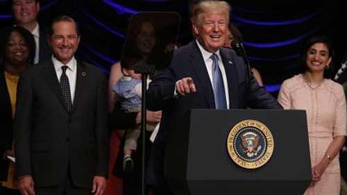 Trump Doesn’t Know What Kidneys Are or Where They are Located, Tells Crowd ‘The Kidney Has a Very Special Place in the Heart’ Trump Doesn’t Know What Kidneys Are or Where They are Located, Tells Crowd ‘The Kidney Has a Very Special Place in the Heart’