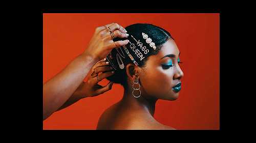 One Time For The Hands That Bless Our Scalps: Hairstylist Appreciation Day • EBONY